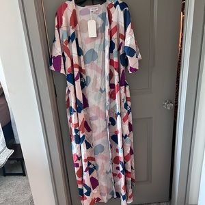 Duster/Coat. Multicolored. XL. Never worn.